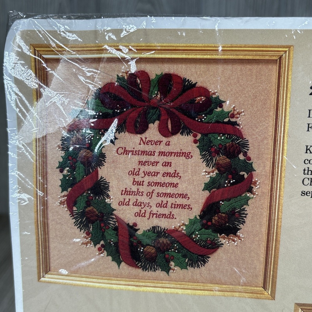 The Creative Circle #2338 Memories Holiday Crewel Embroidery Vintage Horse - Picture 3 of 7